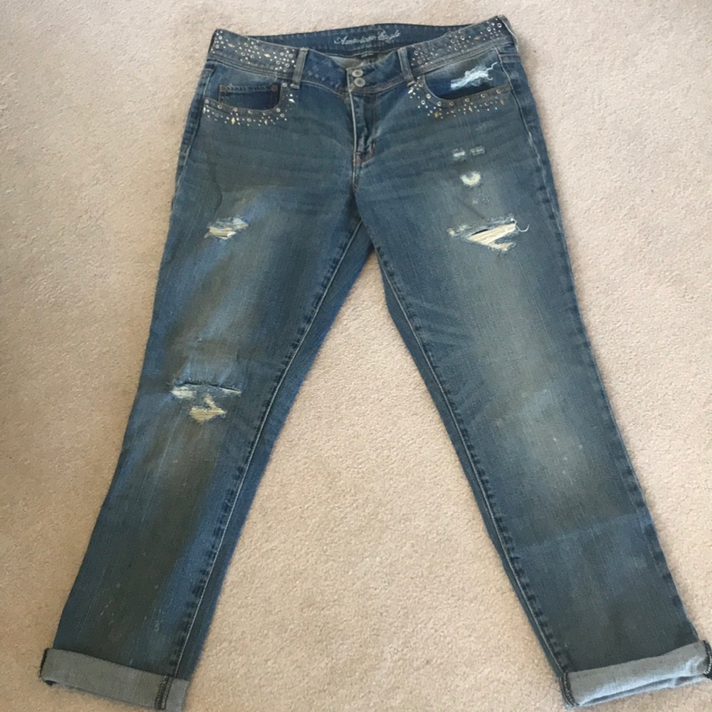American Eagle straight leg distressed jeans